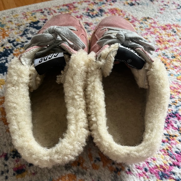 Golden Goose Sherpa Slide On Pink Sneakers - Picture 4 of 8